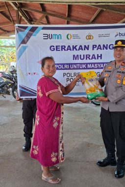 Gerakan Pangan Murah Polsek Meliau Disambut Antusias, 300 Karung Beras SPHP Terjual Habis