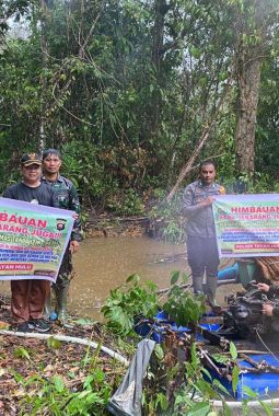 Operasi Gabungan Tertibkan PETI di Tayan Hulu, Aparat Musnahkan Peralatan Tambang Ilegal