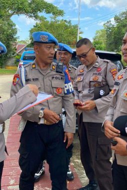 Propam Polda Kalbar Laksanakan Gaktiblin di Polsek Beduai, Perkuat Disiplin dan Profesionalisme Personel