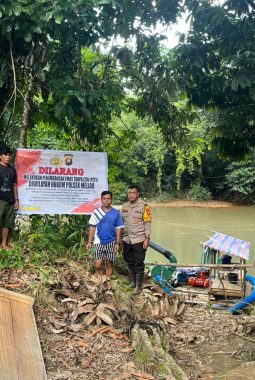 Kapolsek Meliau Pimpin Langsung Sosialisasi Anti-PETI, Banner Larangan Dipasang di Sejumlah Titik