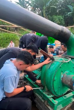 Tekan Aktivitas PETI, Polsek Sekayam Amankan Terduga Pelaku dan Peralatan Pengolahan Emas