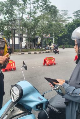 Ops Patuh Kapuas 2026 di Pontianak: Polisi Fokus Tertibkan Administrasi dan Kedepankan Teguran Simpatik.